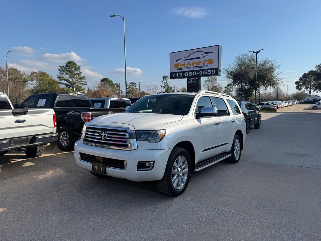 Toyota Sequoia Vehicle Full-screen Gallery Image 03