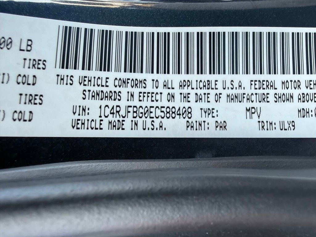 Jeep Grand Cherokee Vehicle Full-screen Gallery Image 34