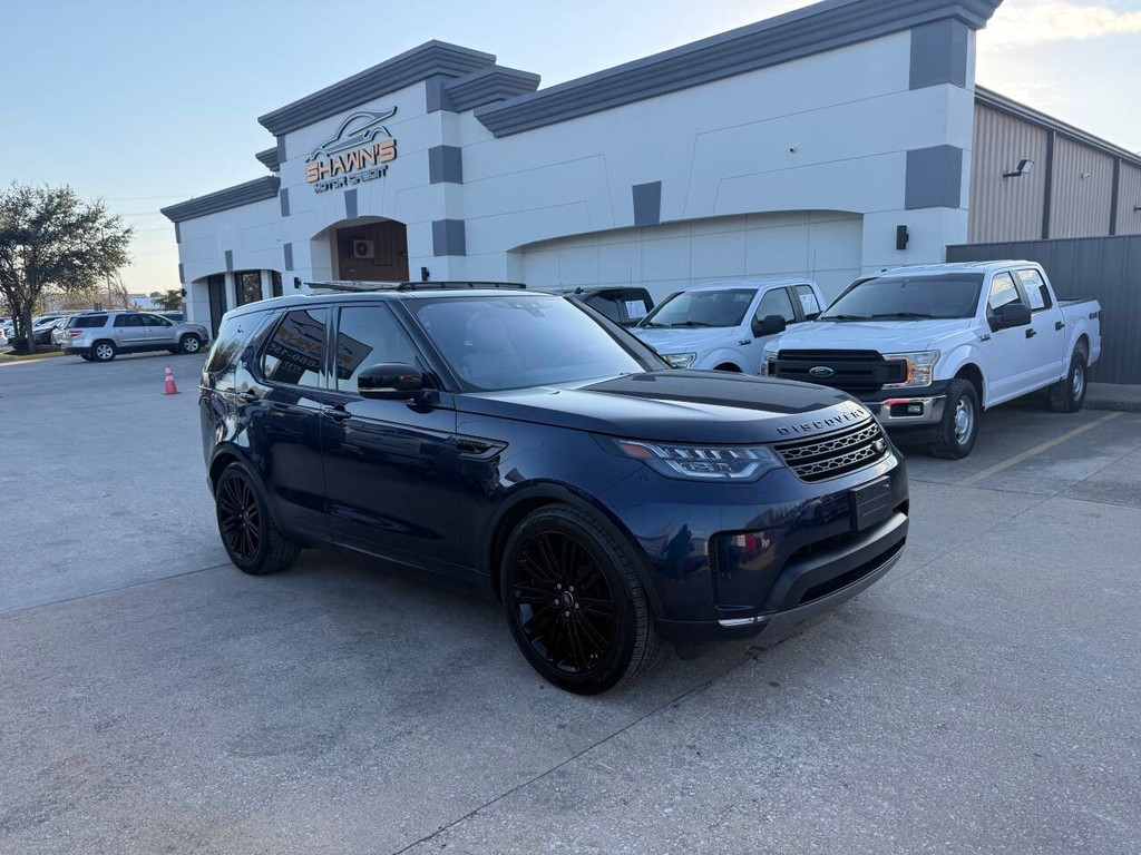 Land Rover Discovery Vehicle Full-screen Gallery Image 02