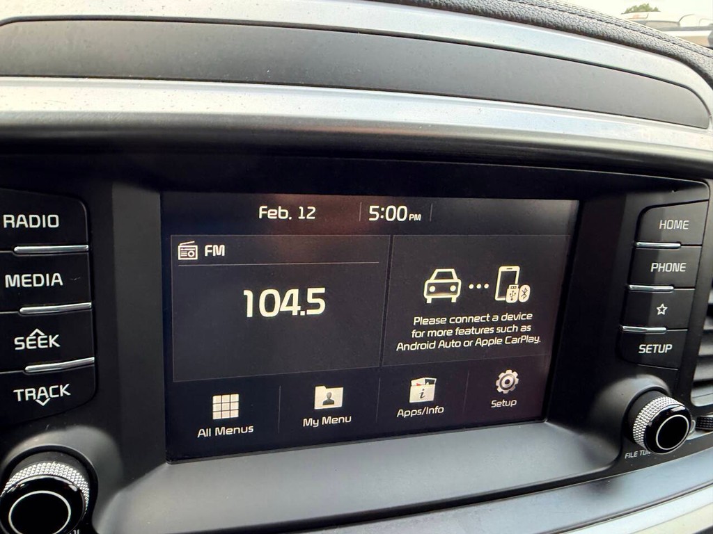 Kia Sorento Vehicle Full-screen Gallery Image 27