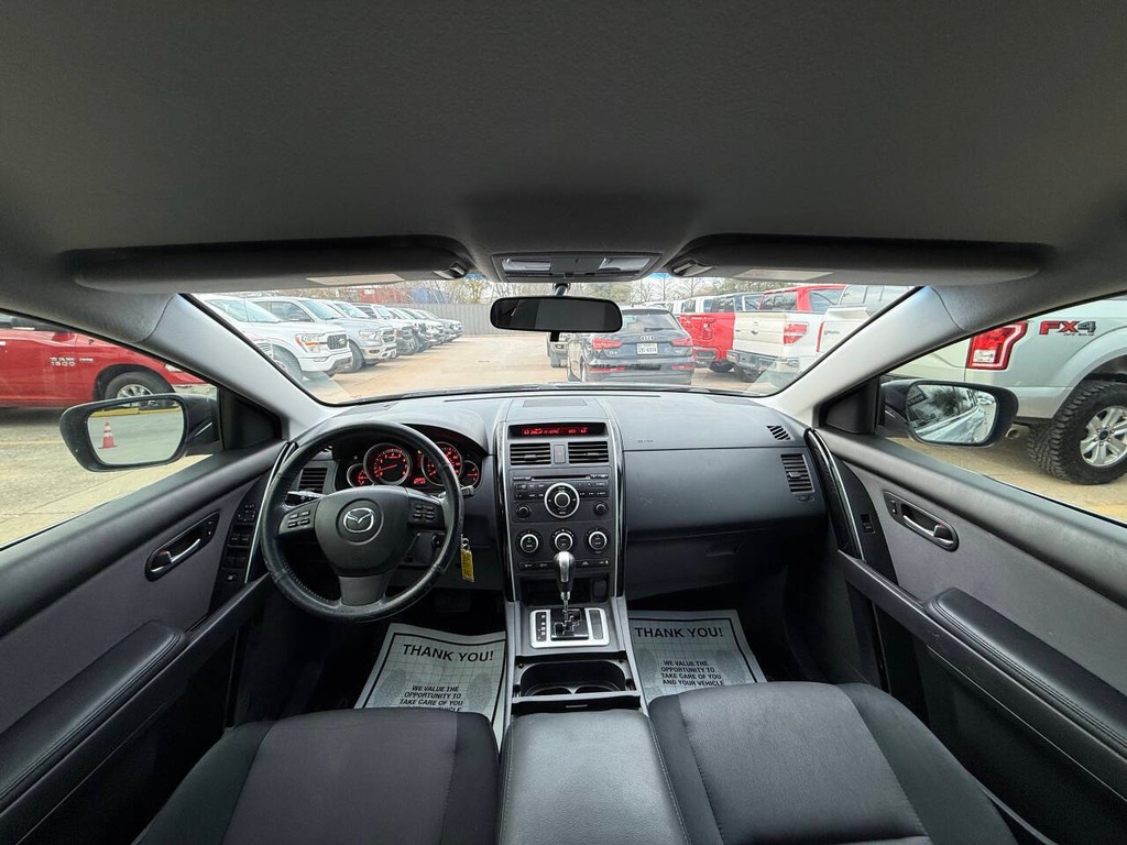 Mazda CX-9 Vehicle Full-screen Gallery Image 20