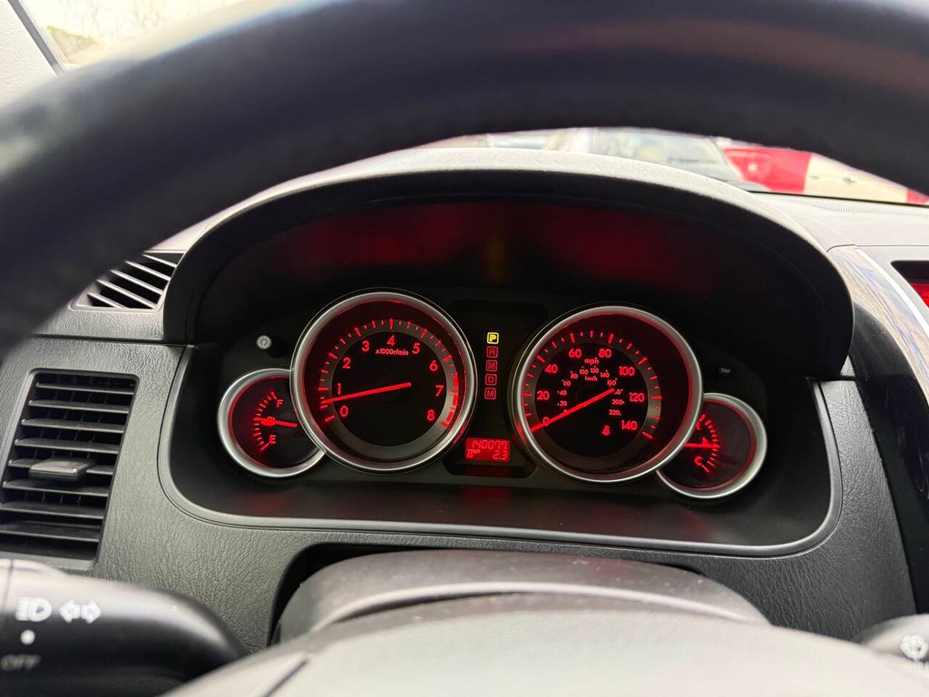 Mazda CX-9 Vehicle Full-screen Gallery Image 32