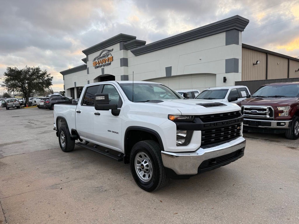 Chevrolet Silverado 3500HD Vehicle Full-screen Gallery Image 02