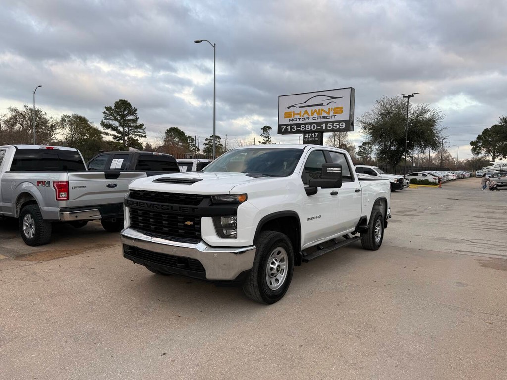 Chevrolet Silverado 3500HD Vehicle Full-screen Gallery Image 42