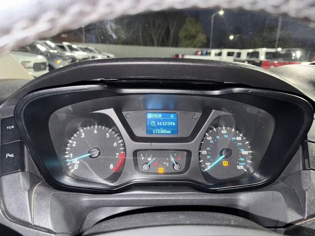 Ford Transit Van Vehicle Full-screen Gallery Image 25