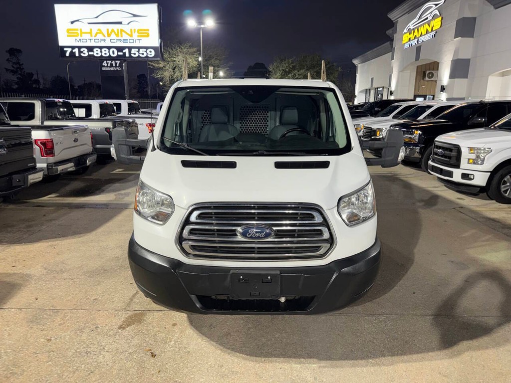 Ford Transit Van Vehicle Full-screen Gallery Image 34