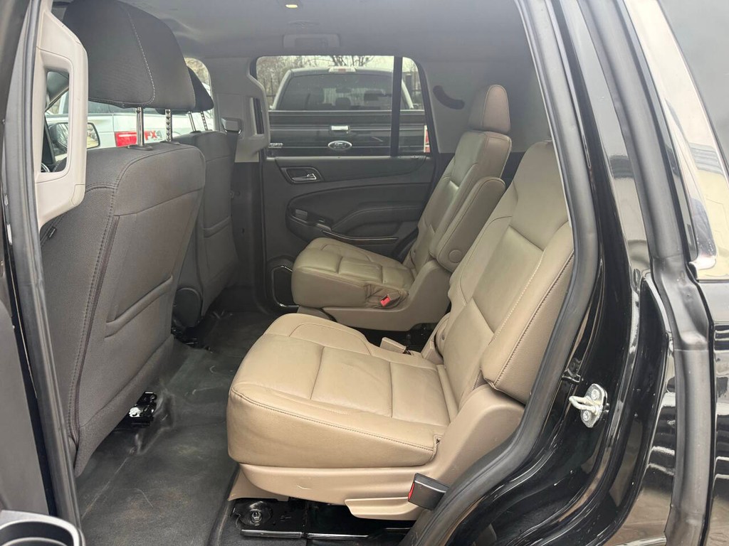 Chevrolet Tahoe Vehicle Full-screen Gallery Image 12