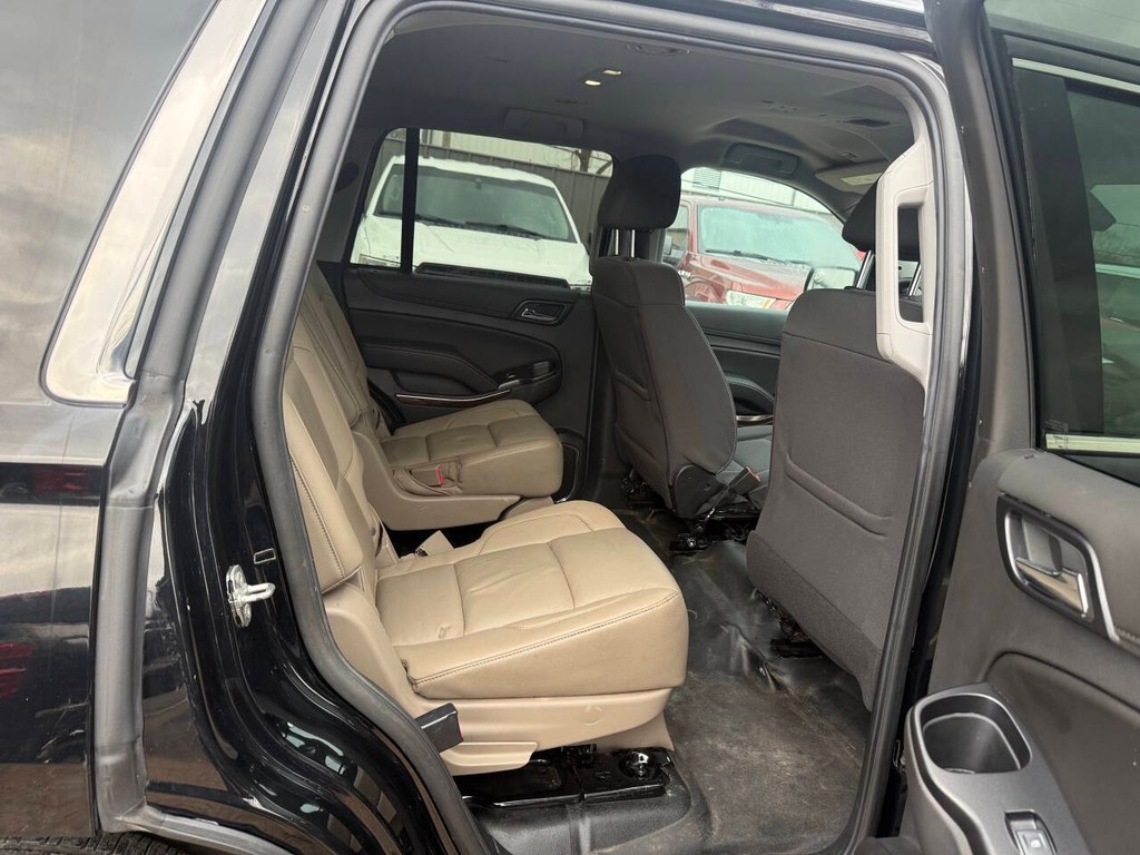 Chevrolet Tahoe Vehicle Full-screen Gallery Image 14