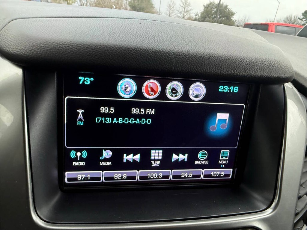 Chevrolet Tahoe Vehicle Full-screen Gallery Image 23