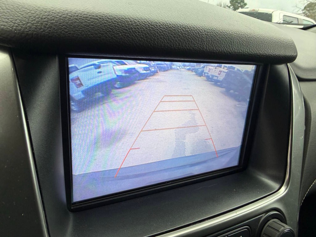 Chevrolet Tahoe Vehicle Full-screen Gallery Image 24