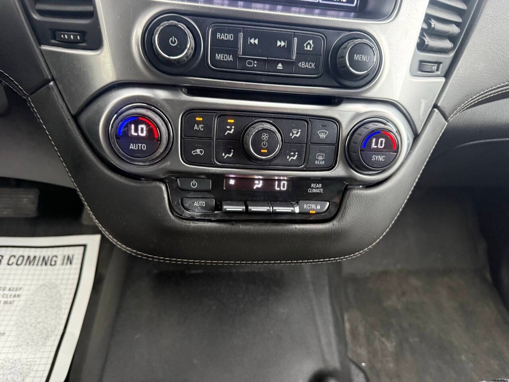 Chevrolet Tahoe Vehicle Full-screen Gallery Image 26