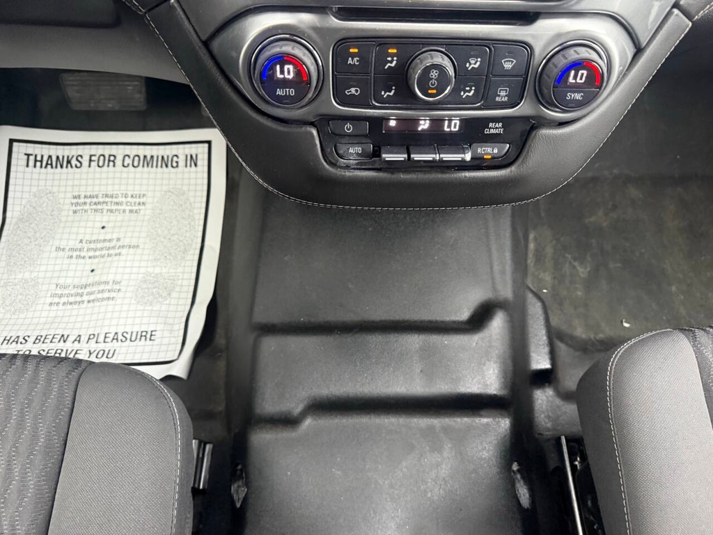 Chevrolet Tahoe Vehicle Full-screen Gallery Image 27