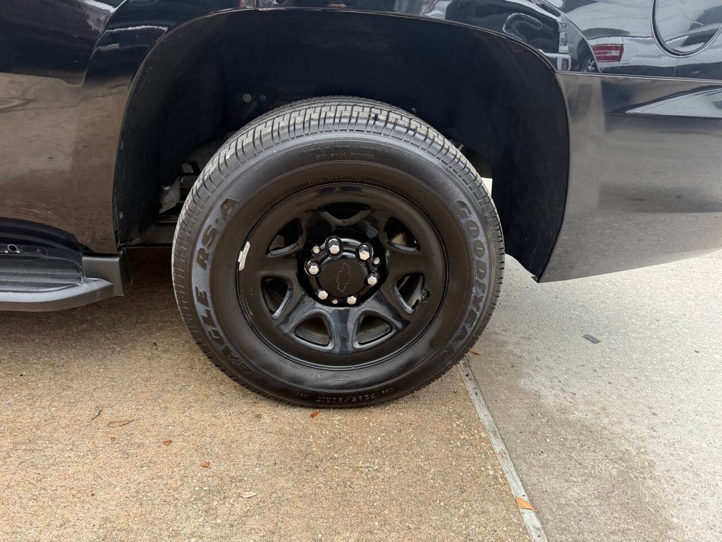 Chevrolet Tahoe Vehicle Full-screen Gallery Image 33