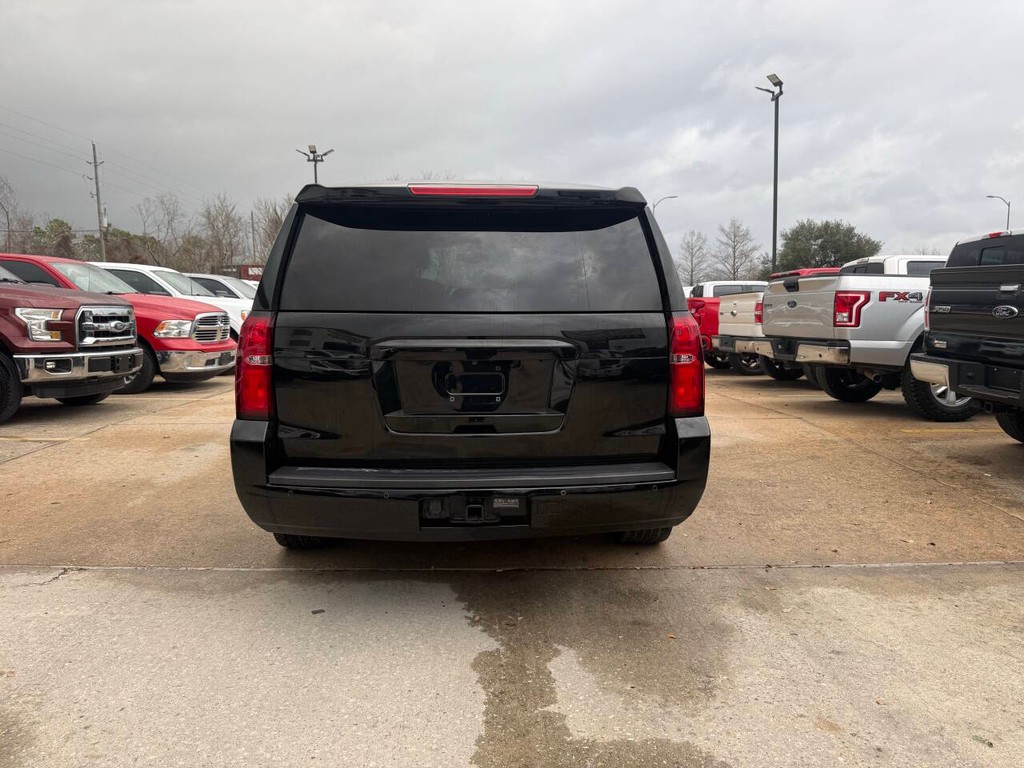 Chevrolet Tahoe Vehicle Full-screen Gallery Image 35