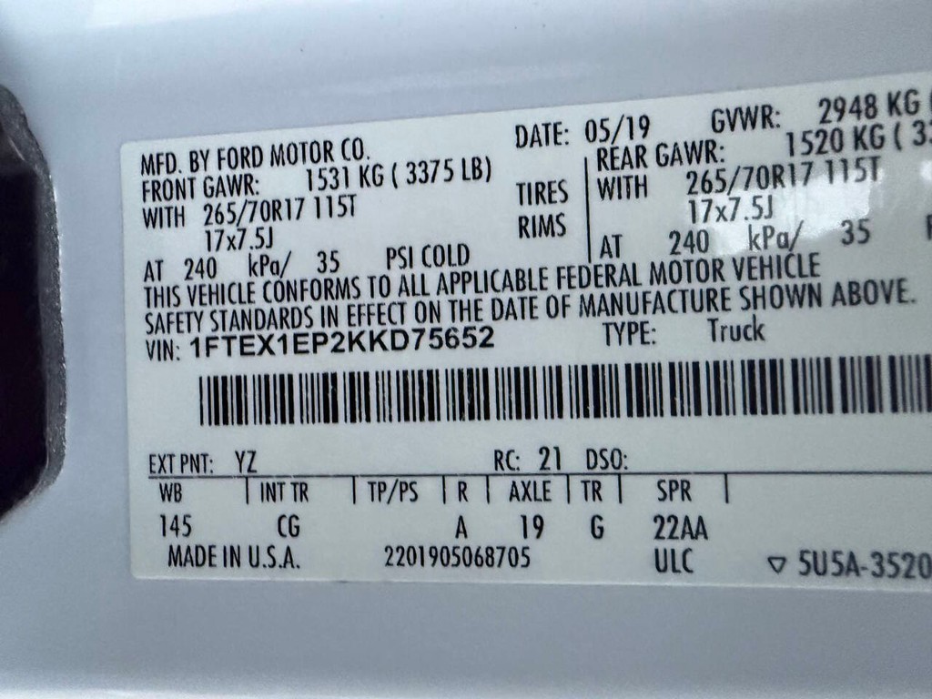 Ford F-150 Vehicle Full-screen Gallery Image 29