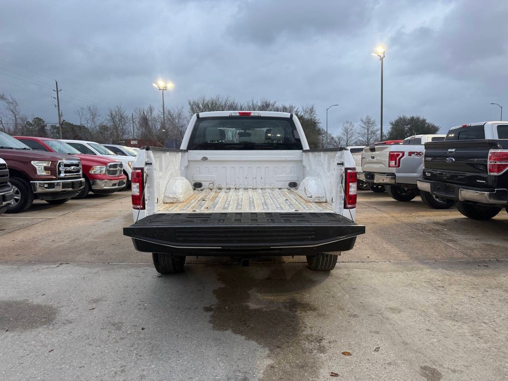 Ford F-150 Vehicle Full-screen Gallery Image 34