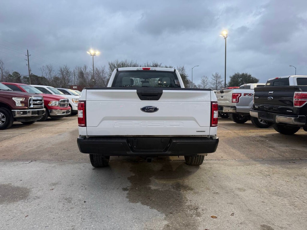 Ford F-150 Vehicle Full-screen Gallery Image 35