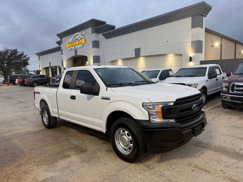 Ford F-150 Vehicle Full-screen Gallery Image 38