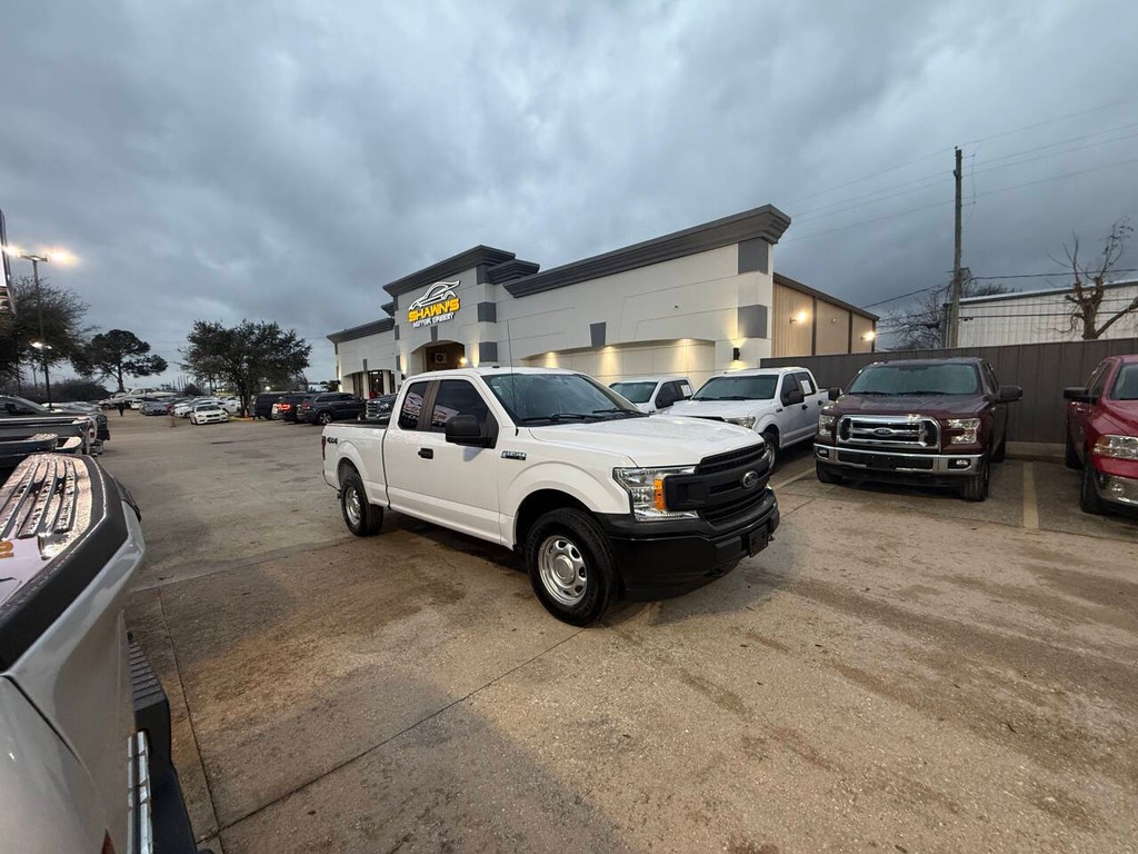 Ford F-150 Vehicle Full-screen Gallery Image 40