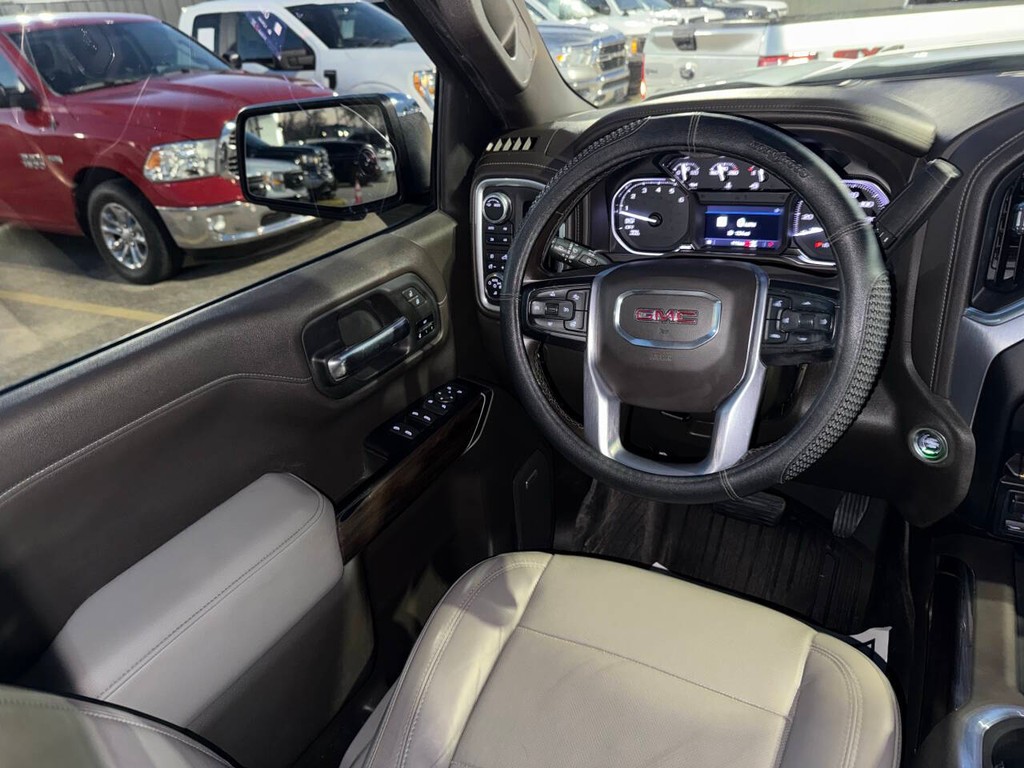 GMC Sierra 1500 Vehicle Full-screen Gallery Image 19
