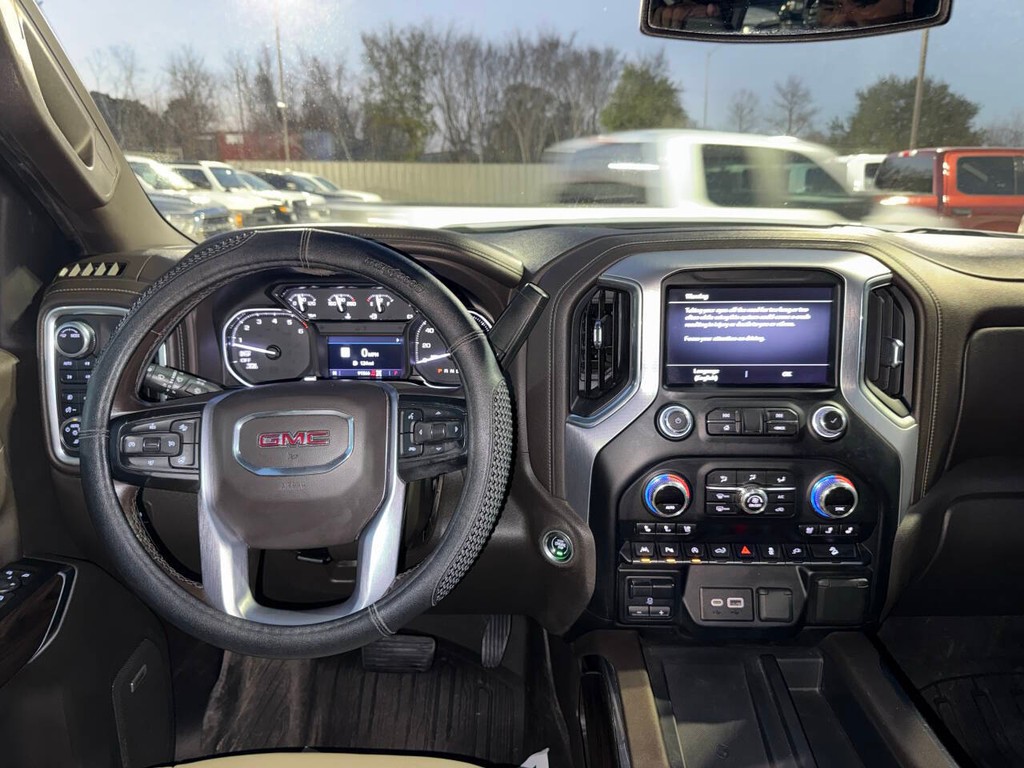 GMC Sierra 1500 Vehicle Full-screen Gallery Image 21