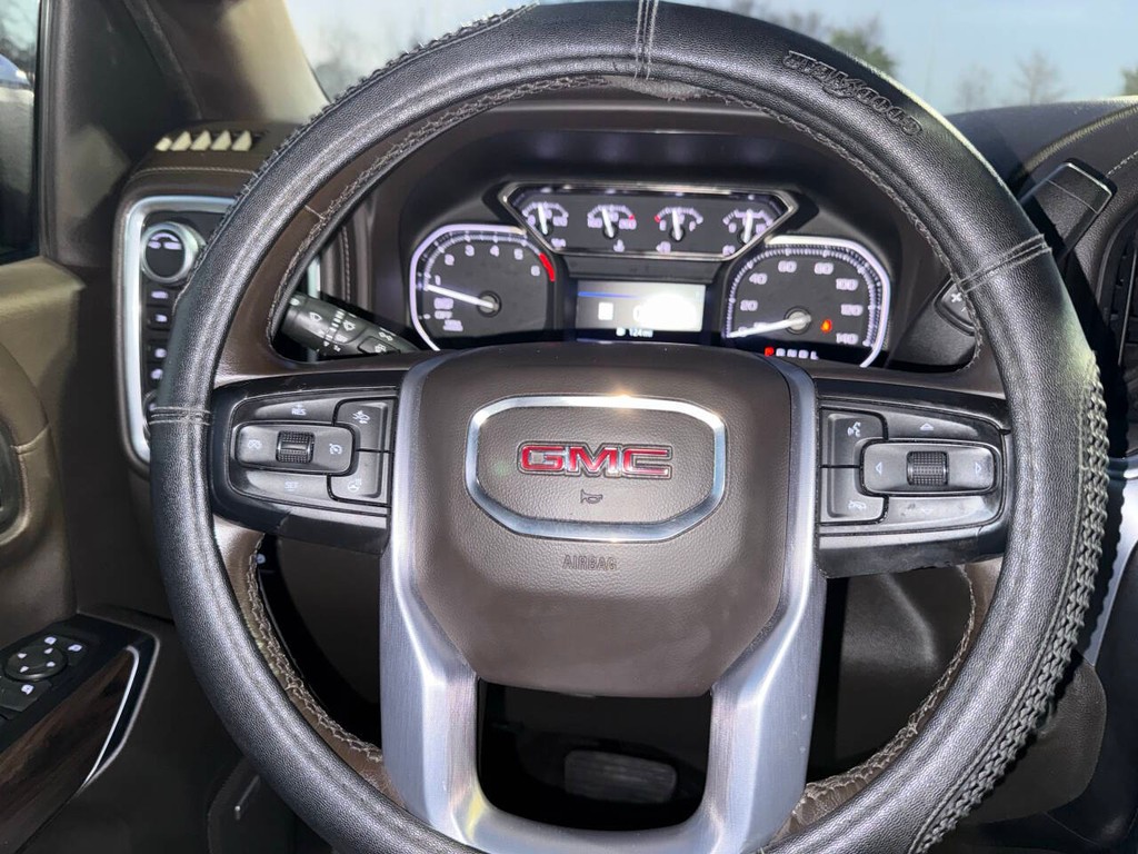 GMC Sierra 1500 Vehicle Full-screen Gallery Image 23
