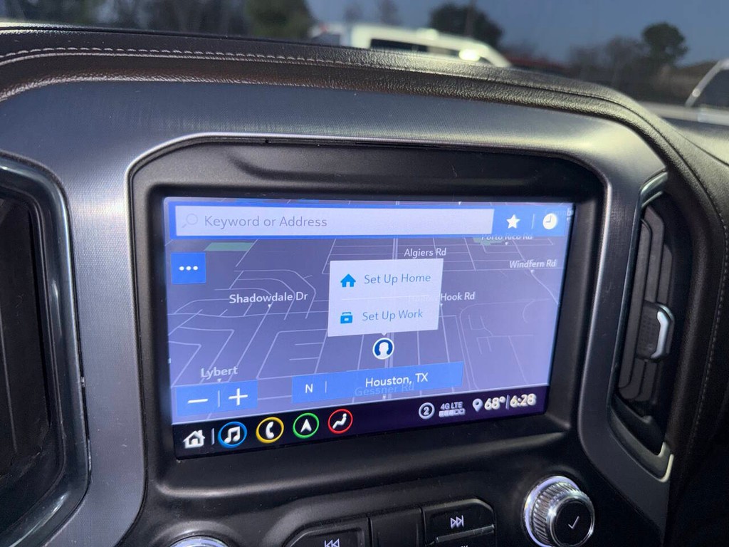 GMC Sierra 1500 Vehicle Full-screen Gallery Image 25