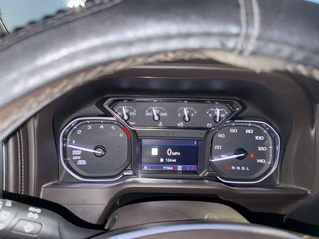 GMC Sierra 1500 Vehicle Full-screen Gallery Image 32