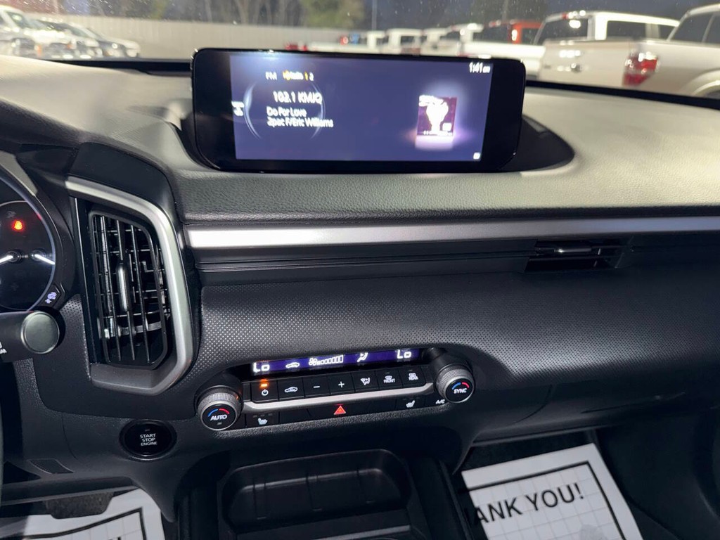 Mazda CX-50 Vehicle Full-screen Gallery Image 26