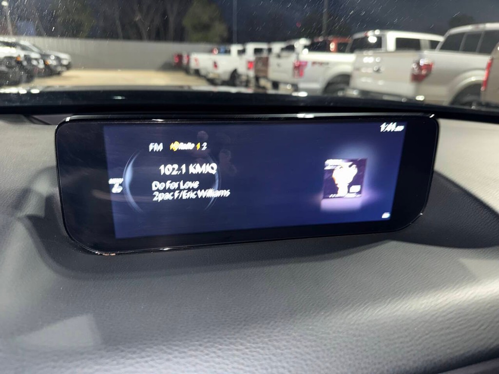 Mazda CX-50 Vehicle Full-screen Gallery Image 27