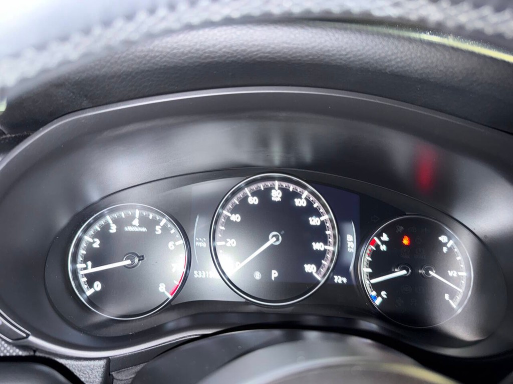 Mazda CX-50 Vehicle Full-screen Gallery Image 35