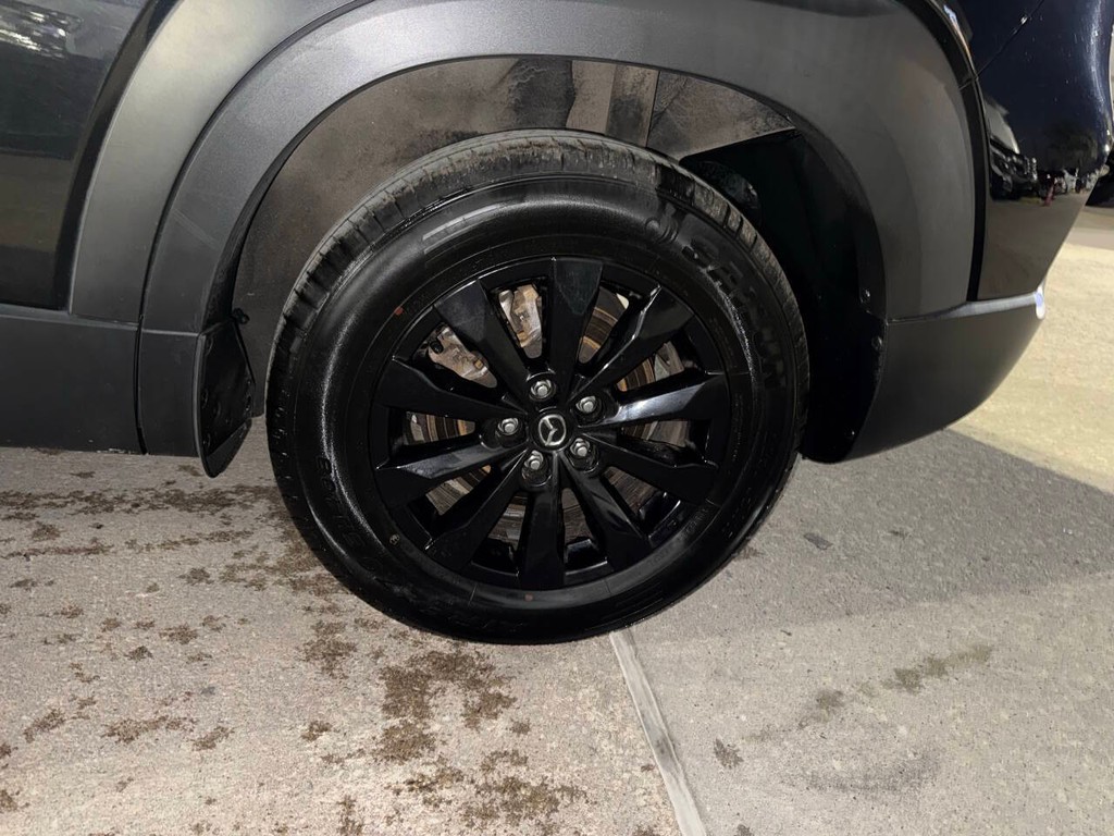 Mazda CX-50 Vehicle Full-screen Gallery Image 39