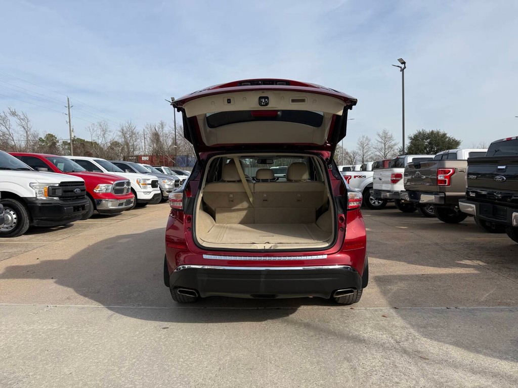 Nissan Murano Vehicle Full-screen Gallery Image 39