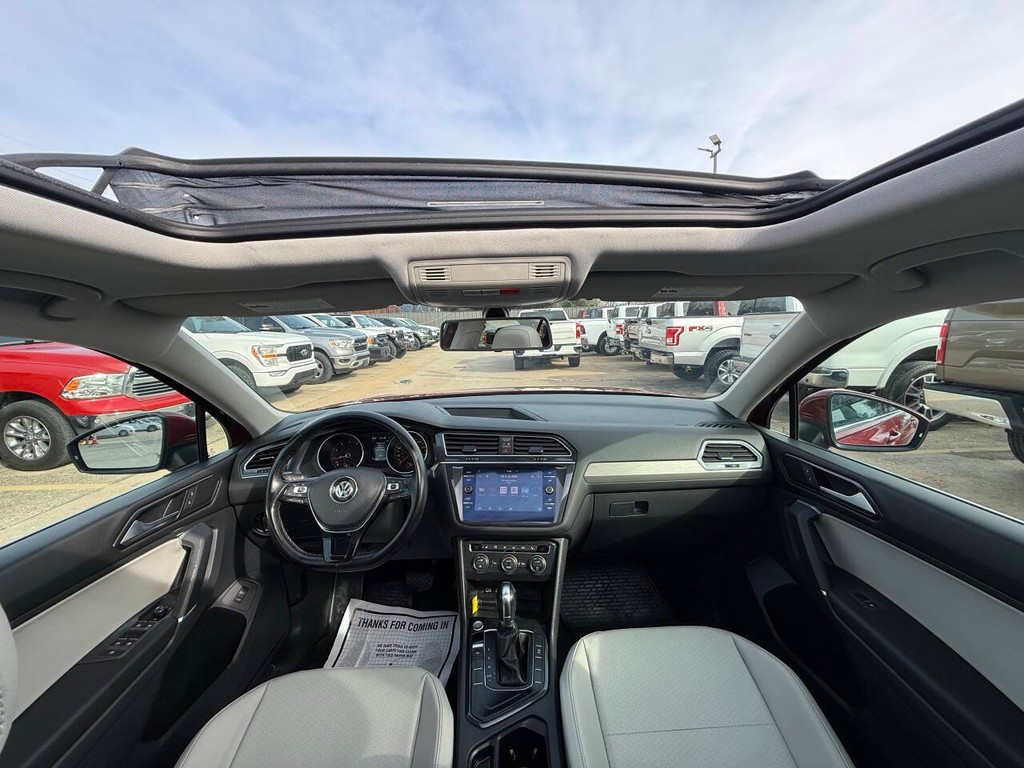 Volkswagen Tiguan Vehicle Full-screen Gallery Image 20