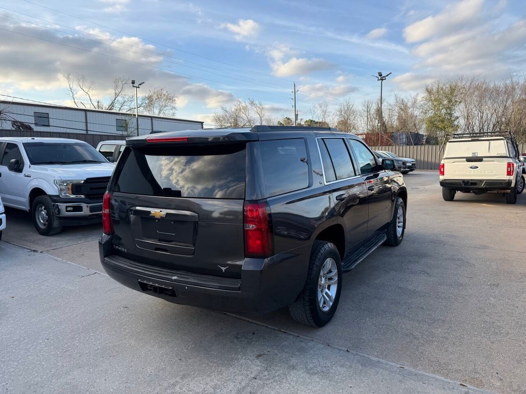Chevrolet Tahoe Vehicle Full-screen Gallery Image 05