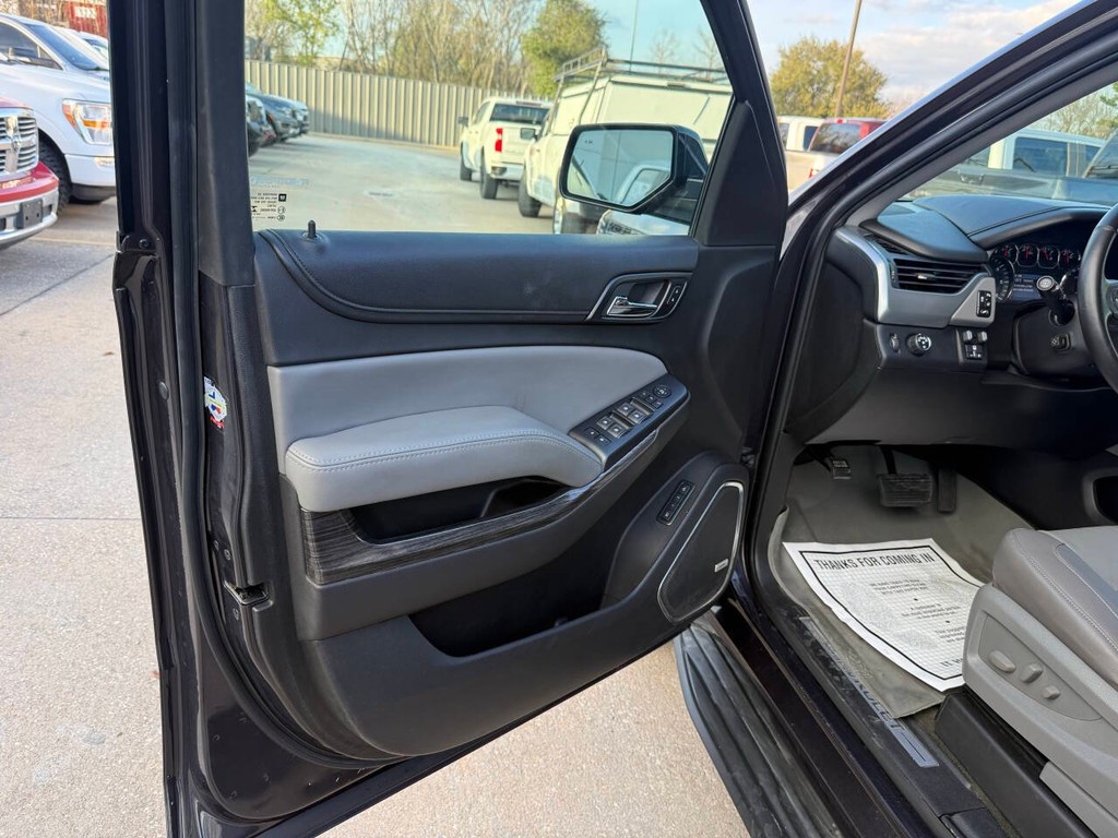 Chevrolet Tahoe Vehicle Full-screen Gallery Image 08