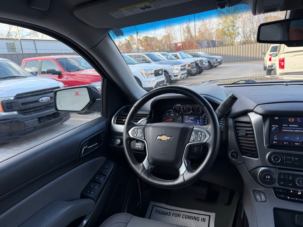 Chevrolet Tahoe Vehicle Full-screen Gallery Image 22