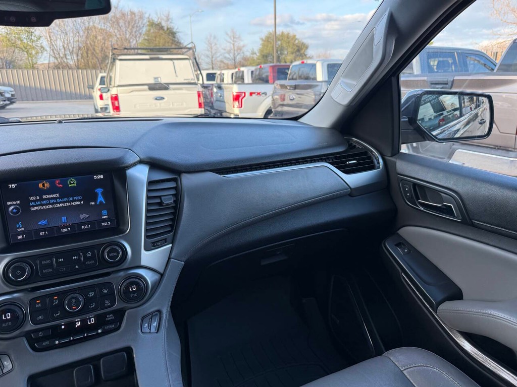 Chevrolet Tahoe Vehicle Full-screen Gallery Image 23