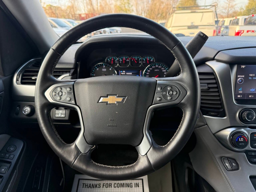 Chevrolet Tahoe Vehicle Full-screen Gallery Image 25