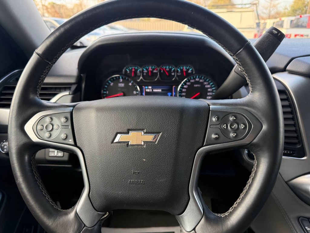 Chevrolet Tahoe Vehicle Full-screen Gallery Image 26