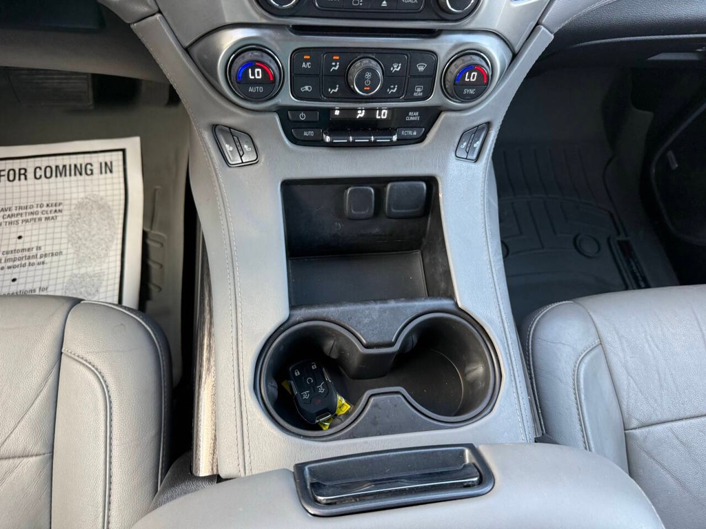 Chevrolet Tahoe Vehicle Full-screen Gallery Image 32