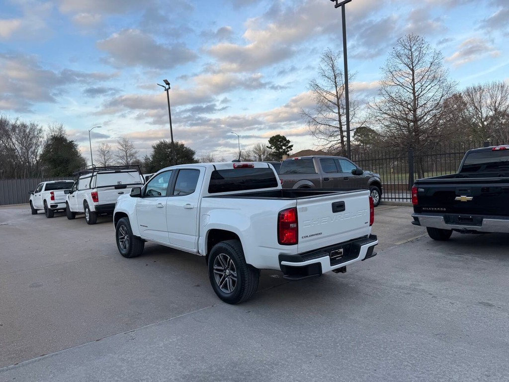 Chevrolet Colorado Vehicle Full-screen Gallery Image 04