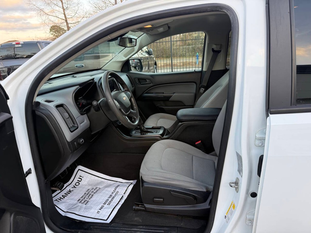 Chevrolet Colorado Vehicle Full-screen Gallery Image 07