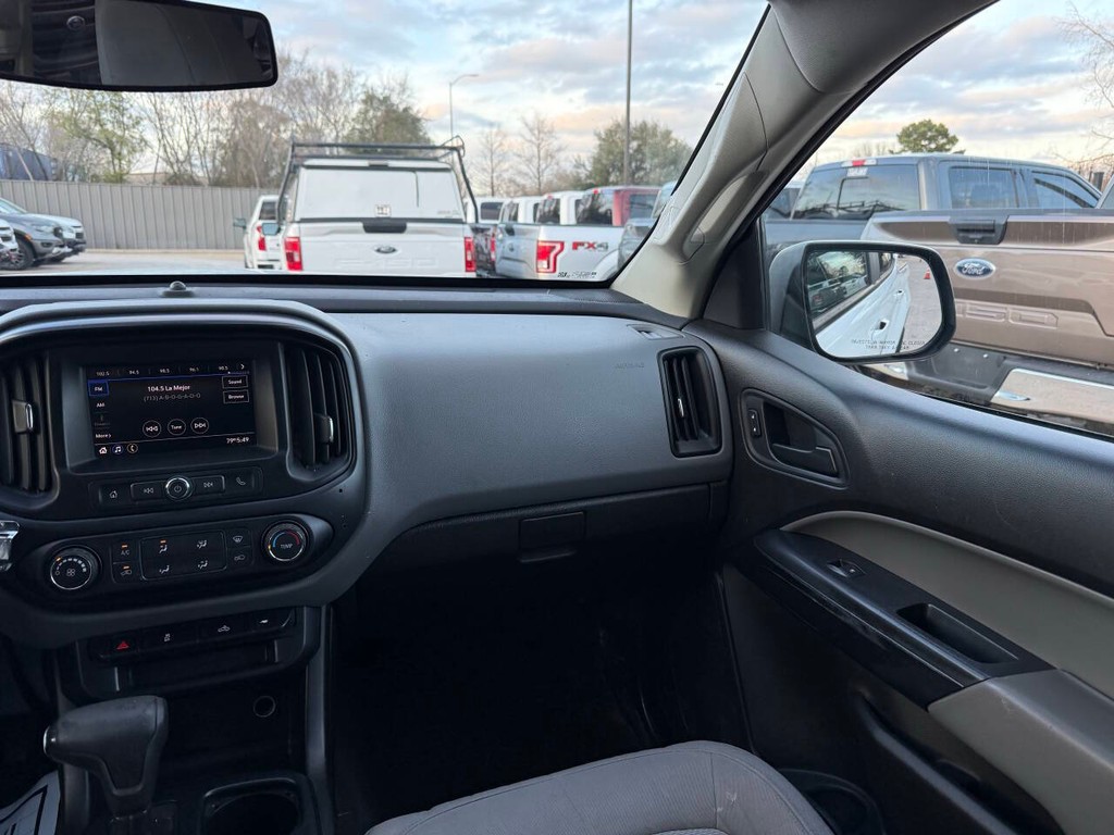 Chevrolet Colorado Vehicle Full-screen Gallery Image 20