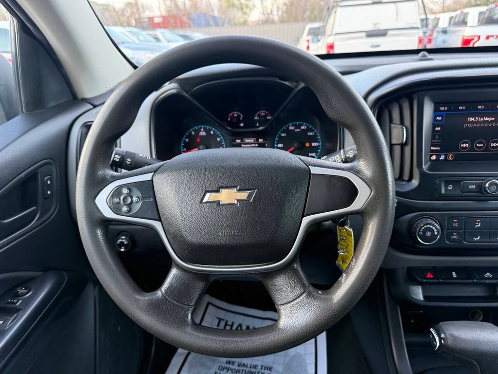 Chevrolet Colorado Vehicle Full-screen Gallery Image 22