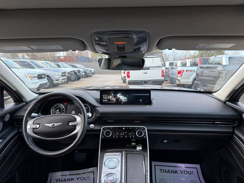 Genesis GV80 Vehicle Full-screen Gallery Image 17