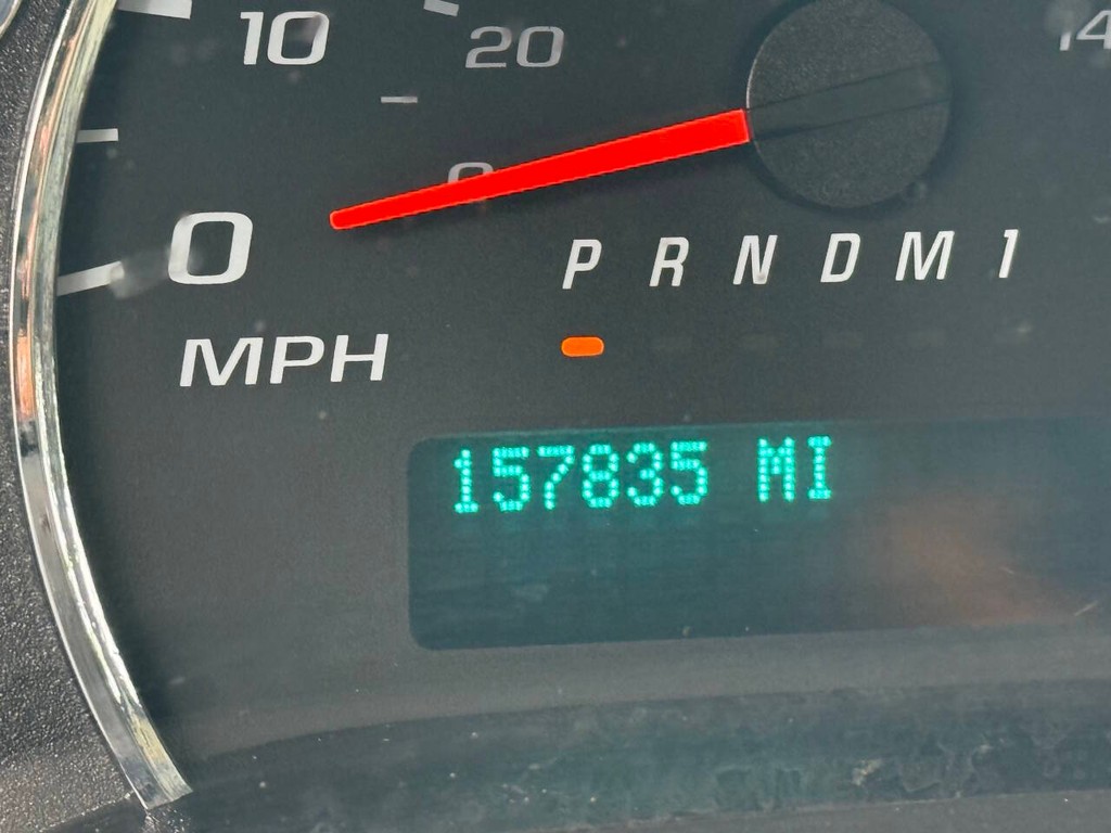 Chevrolet Express Vehicle Full-screen Gallery Image 30