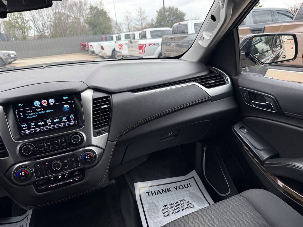 Chevrolet Tahoe Vehicle Full-screen Gallery Image 21