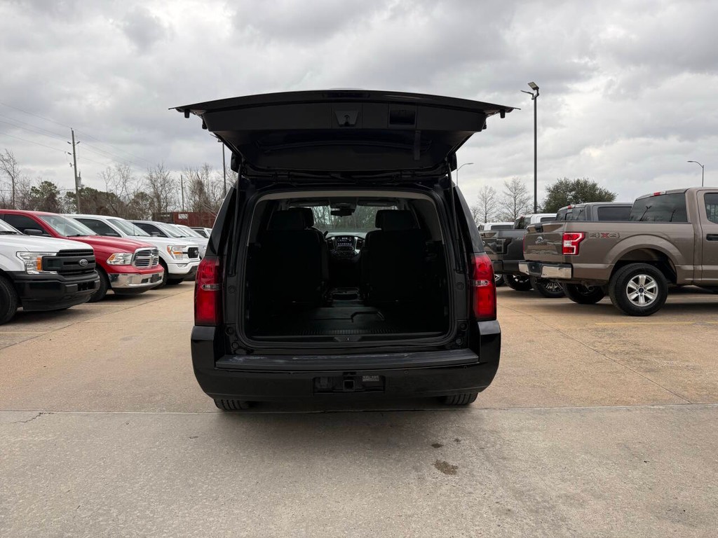 Chevrolet Tahoe Vehicle Full-screen Gallery Image 36