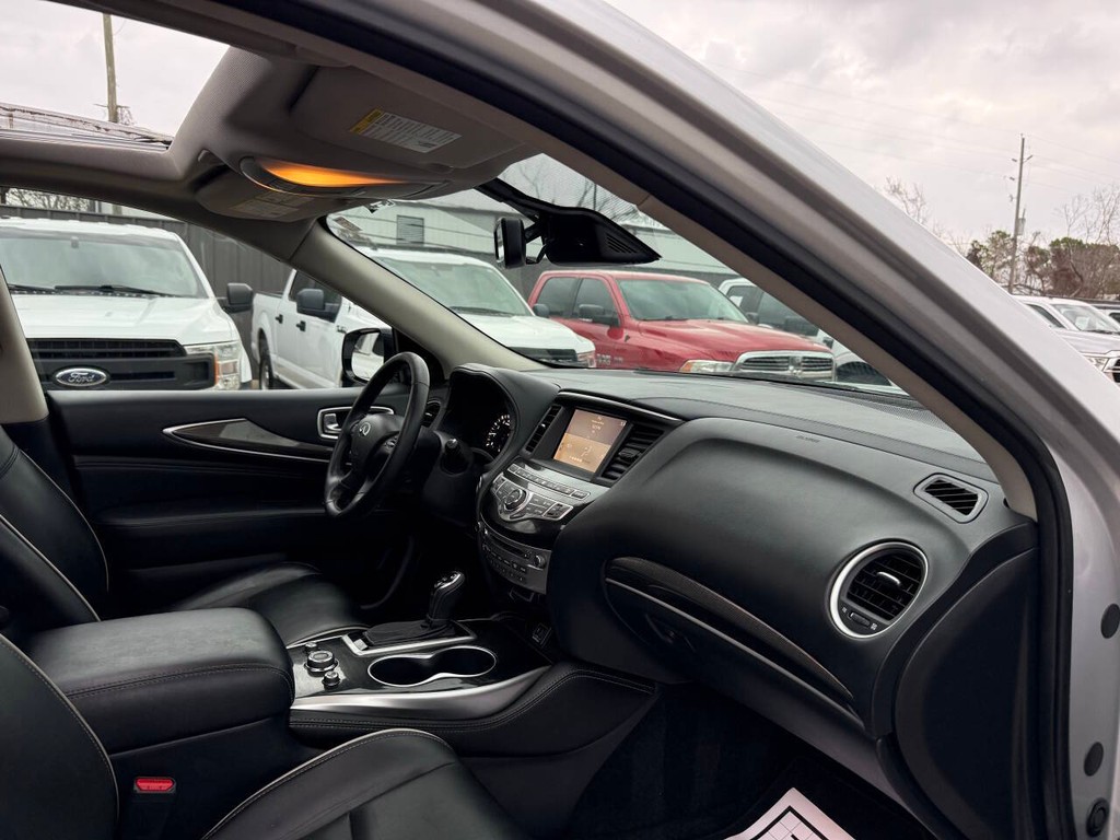 INFINITI QX60 Vehicle Full-screen Gallery Image 09